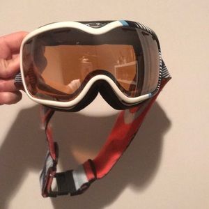 Oakley ski/snowboard goggles